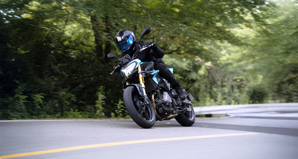 F352_Motion_9.webp