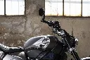 Leoncino-Bobber-400---dettaglio-5---Onyx-Grey.webp