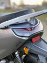colibri-back-close.webp