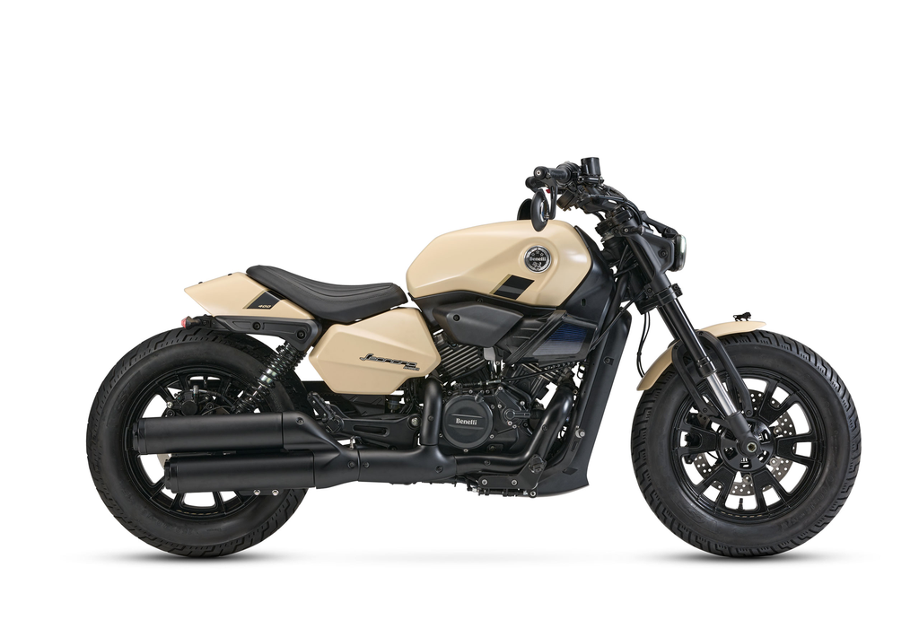 [bobber-demo] Benelli Leoncino Bobber 400 (Executive Motorbike)